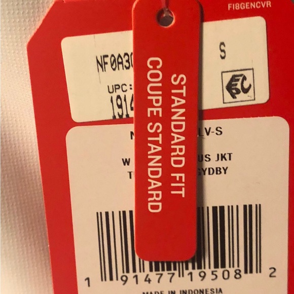 The North Face Women's Resolve Windproof Jacket Size  , S,, - Picture 4 of 6